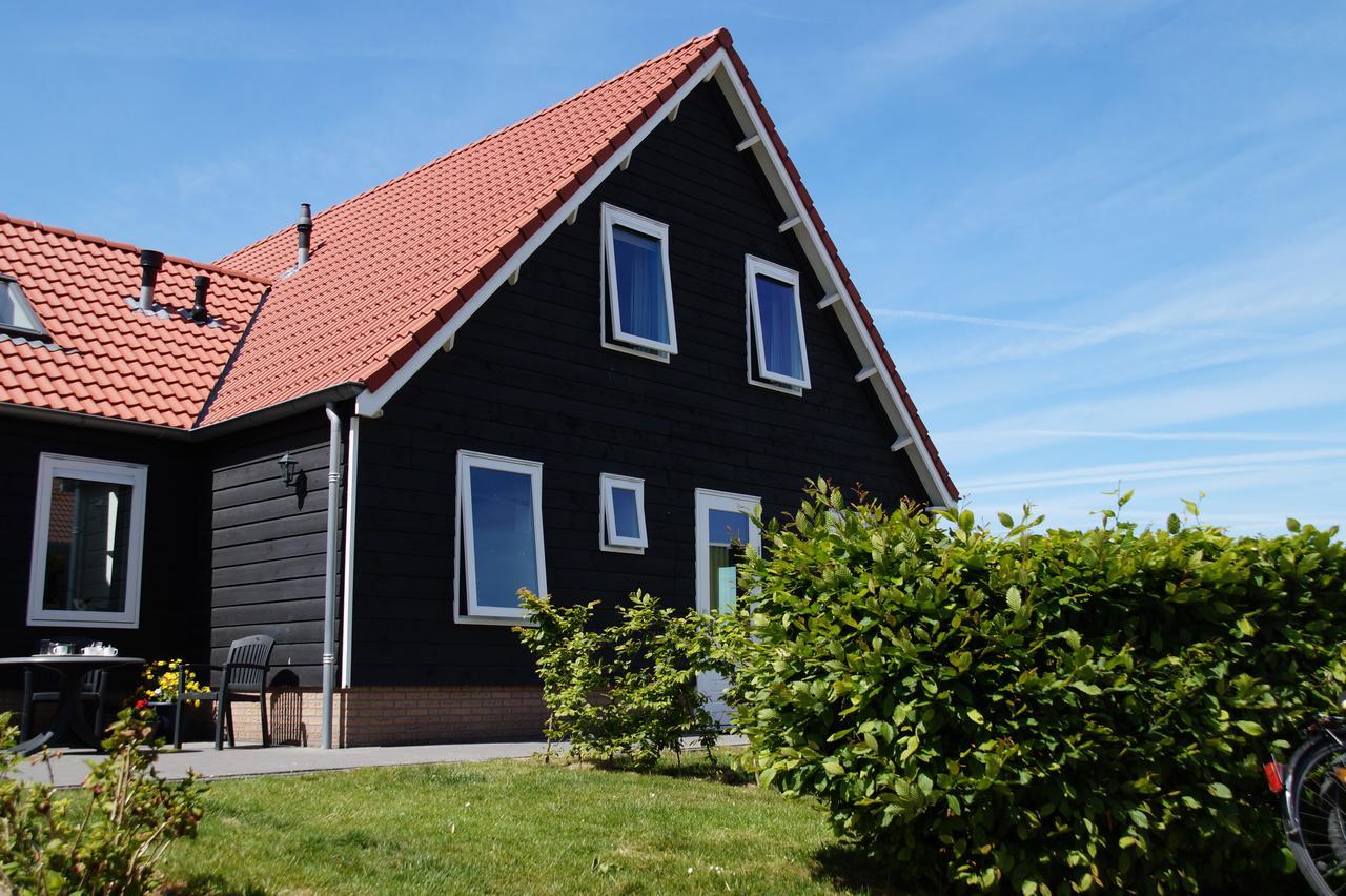 Vakantiehuizen Hofstede Elzenoord Vrouwenpolder Exterior photo