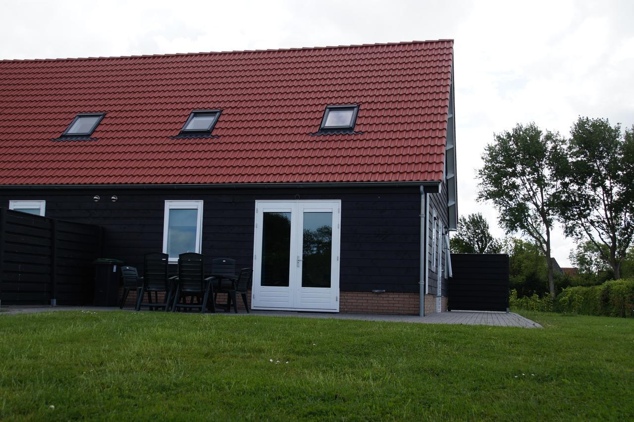 Vakantiehuizen Hofstede Elzenoord Vrouwenpolder Exterior photo